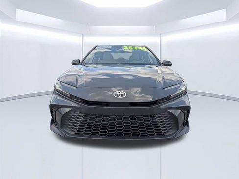 Used 2025 Toyota Camry SE w/ Multimedia Upgrade Package FWD image 9