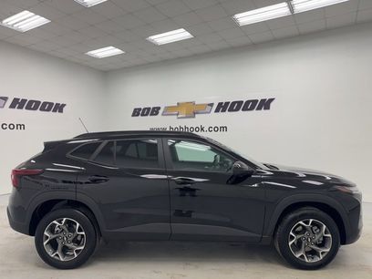 Used 2024 Chevrolet Trax LT