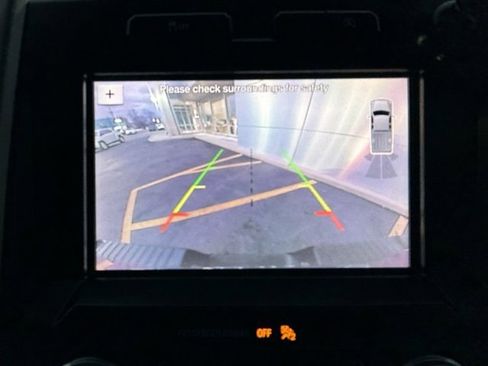 Used 2019 Ford F150 Lariat w/ Equipment Group 502A Luxury image 22