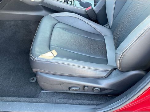 Certified 2025 Subaru Crosstrek 2.5i Limited w/ Crosstrek Mirror Package image 26