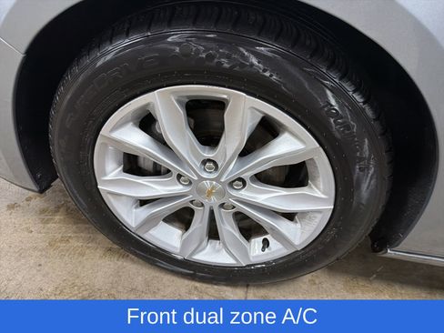 Used 2024 Chevrolet Malibu LT image 25