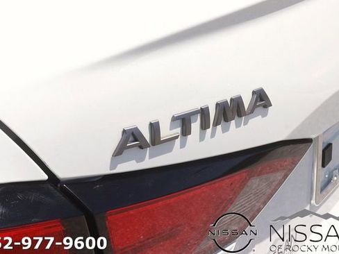 Certified 2024 Nissan Altima 2.5 SR FWD image 8