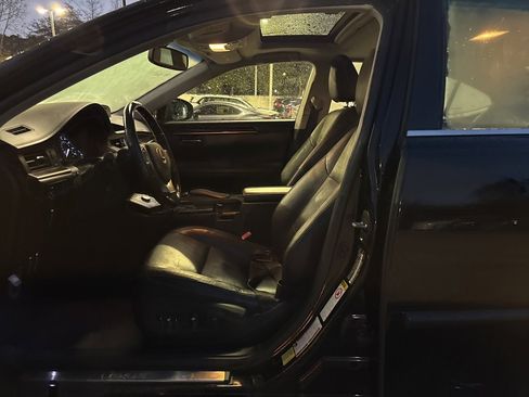 Used 2013 Lexus ES 350 image 9