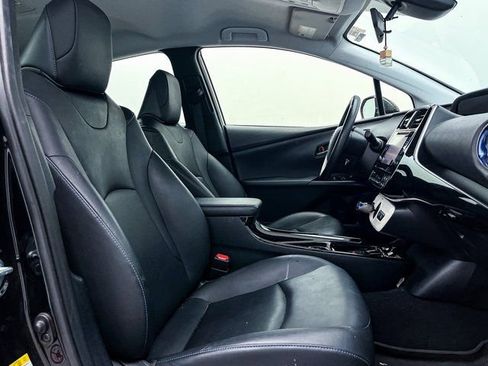 Used 2018 Toyota Prius Three Touring image 36