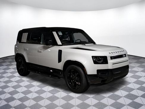 New 2026 Land Rover Defender 110 X-Dynamic SE AWD/4WD image 7