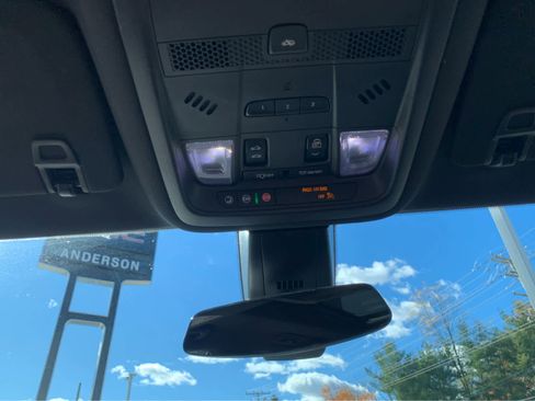 Used 2020 Cadillac XT6 Sport image 23