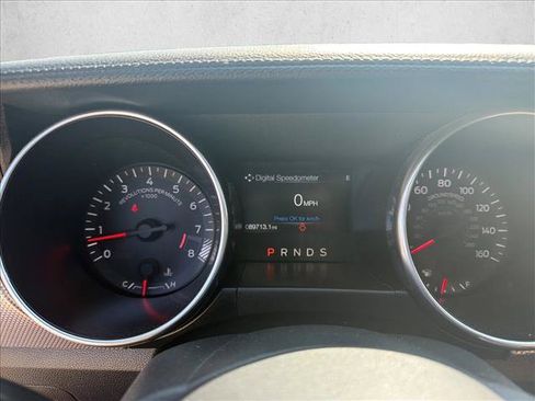 Used 2018 Ford Mustang GT RWD image 12
