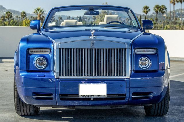 Used 2010 Rolls-Royce Phantom Drophead Coupe RWD image 13