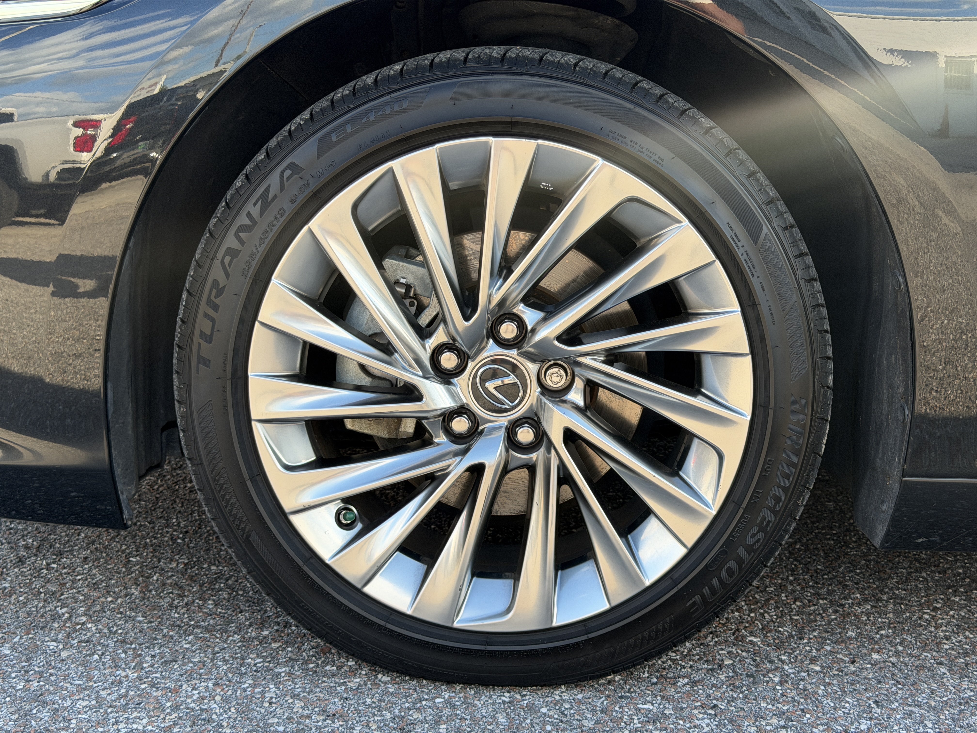 Used 2022 Lexus ES 350 Ultra Luxury w/ Accessory Package 2 FWD image 38