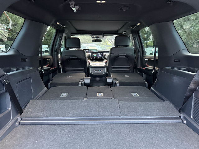 Used 2025 Ford Expedition Tremor AWD/4WD image 24