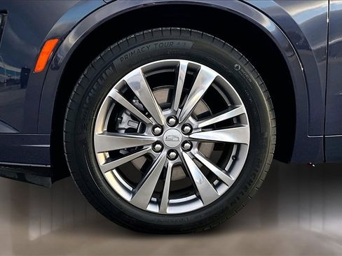 New 2025 Cadillac XT6 Premium Luxury image 8