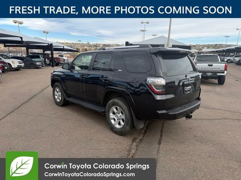 Used 2024 Toyota 4Runner SR5 Premium image 6