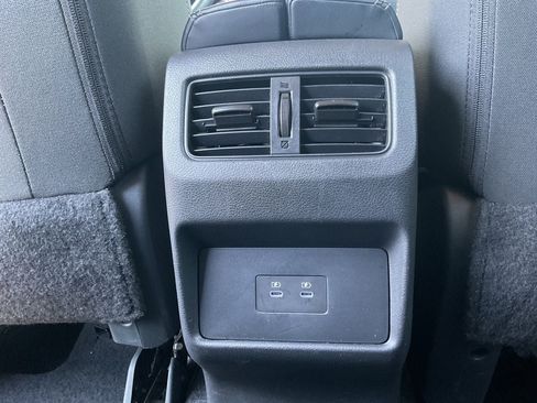 Used 2025 Nissan Rogue SV FWD image 14