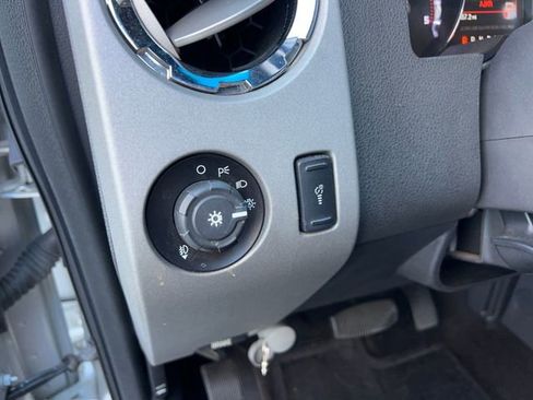 Used 2016 Ford F250 Lariat w/ Lariat Interior Package image 17