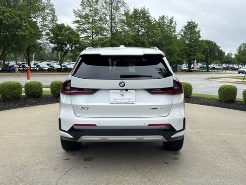 Certified 2025 BMW X1 xDrive28i w/ Premium Package AWD/4WD image 4