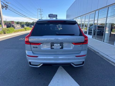 Used 2025 Volvo XC60 B5 Plus AWD/4WD image 4
