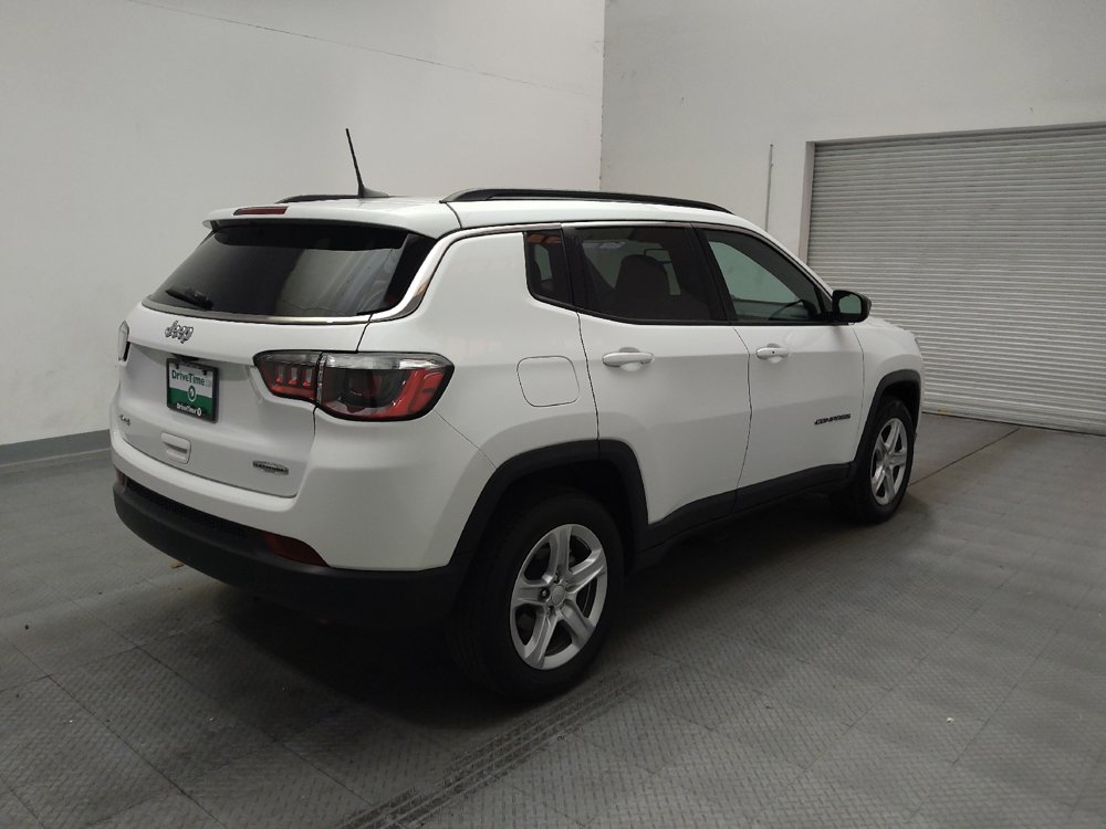 Used 2023 Jeep Compass Latitude AWD/4WD image 9