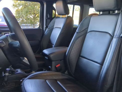 Used 2024 Jeep Wrangler High Altitude image 6