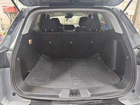 Used 2024 Chevrolet TrailBlazer LT FWD image 12