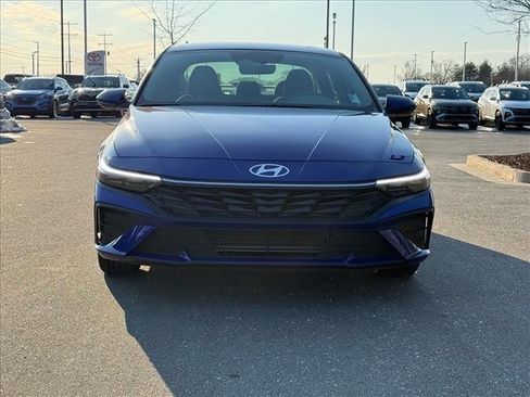 Certified 2024 Hyundai Elantra SEL image 8