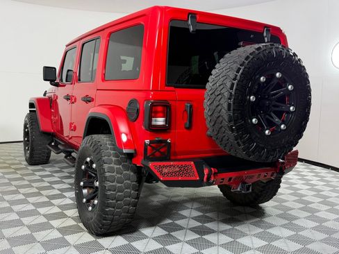 Used 2021 Jeep Wrangler Unlimited Sahara w/ Uconnect 4C Nav & Sound Group AWD/4WD image 7