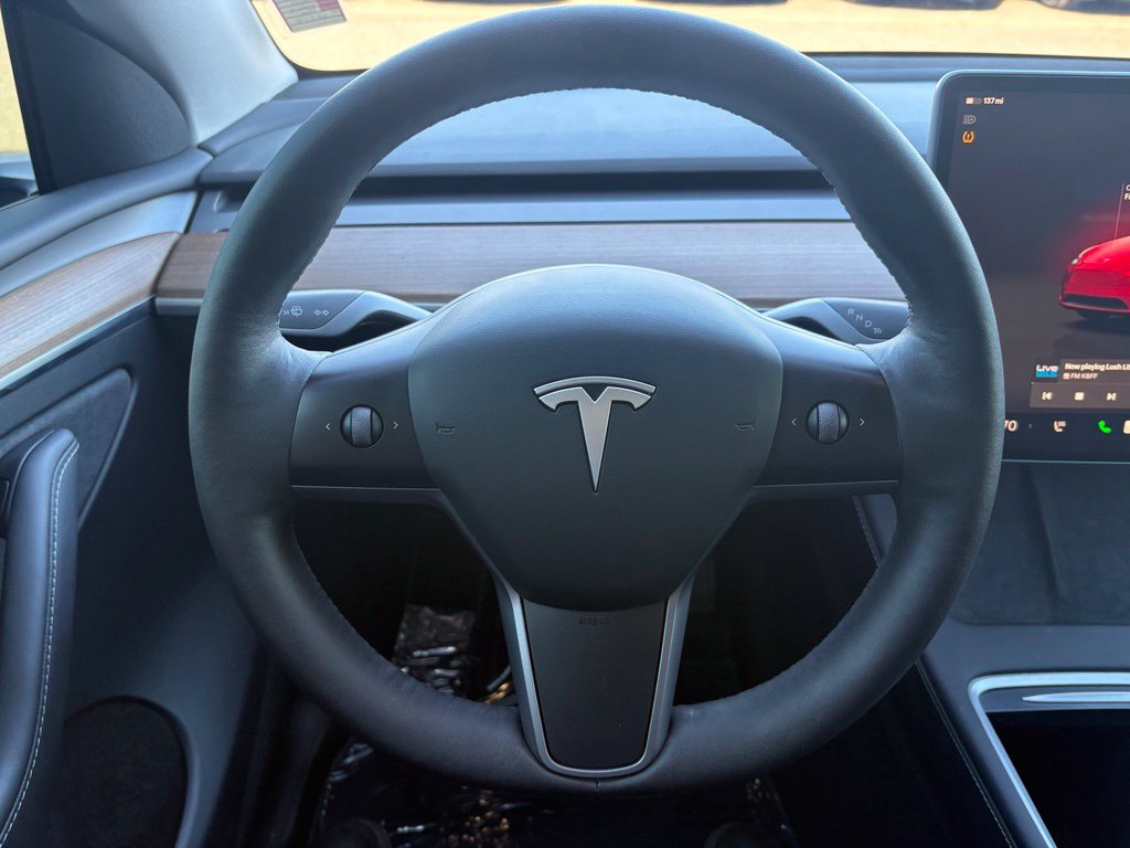 Used 2023 Tesla Model Y Long Range AWD/4WD image 17