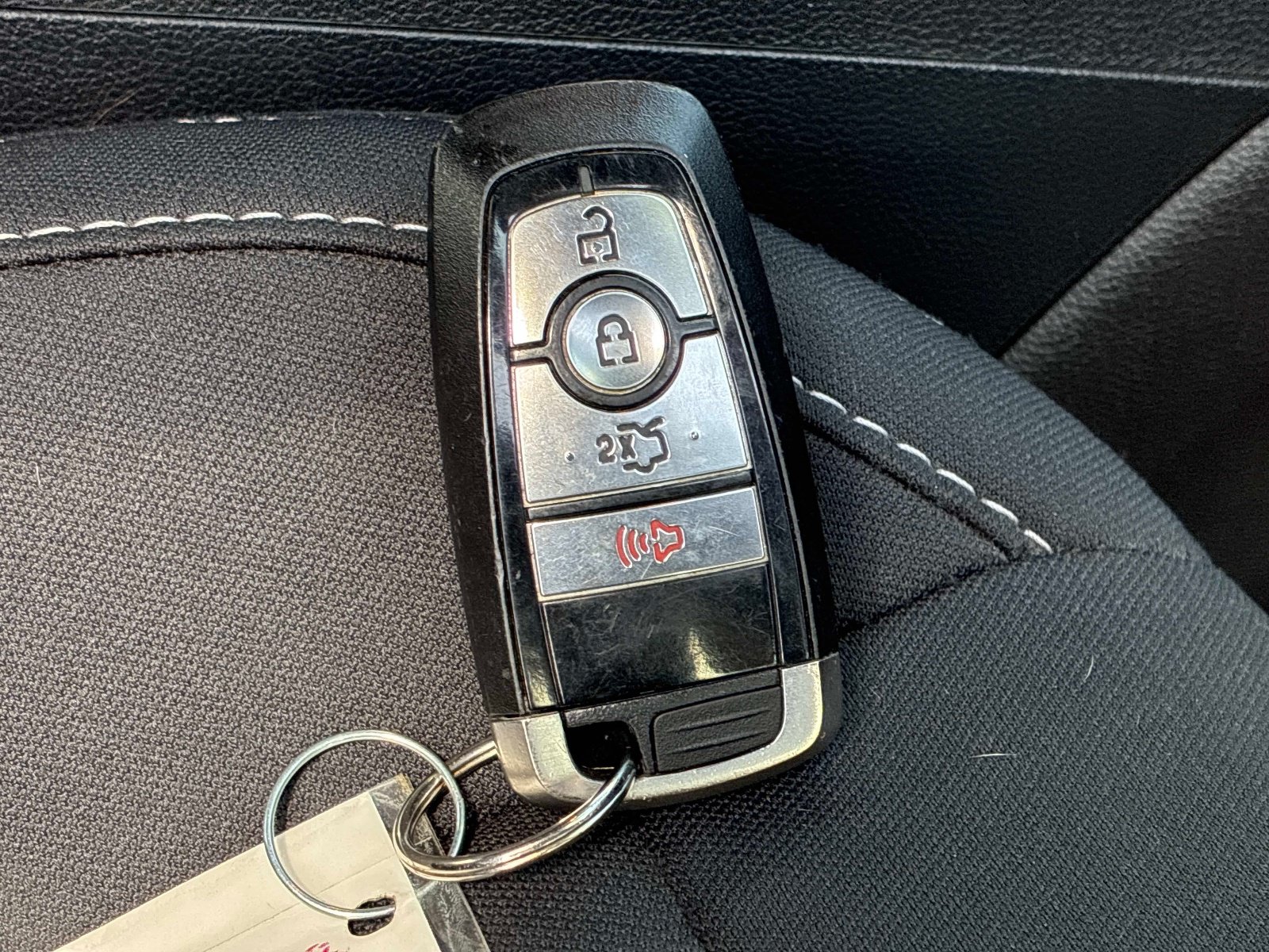 Used 2019 Ford Mustang Coupe RWD image 9