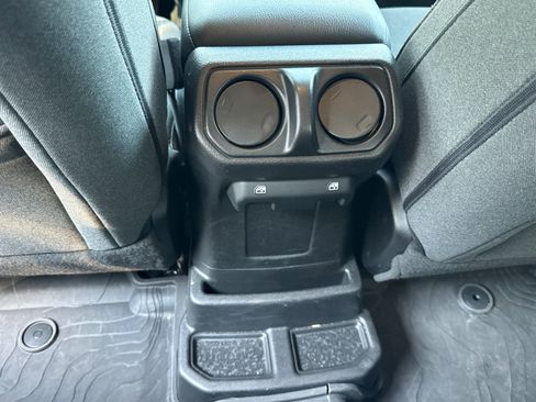 Used 2025 Jeep Wrangler Unlimited Sport S 4xe AWD/4WD image 22
