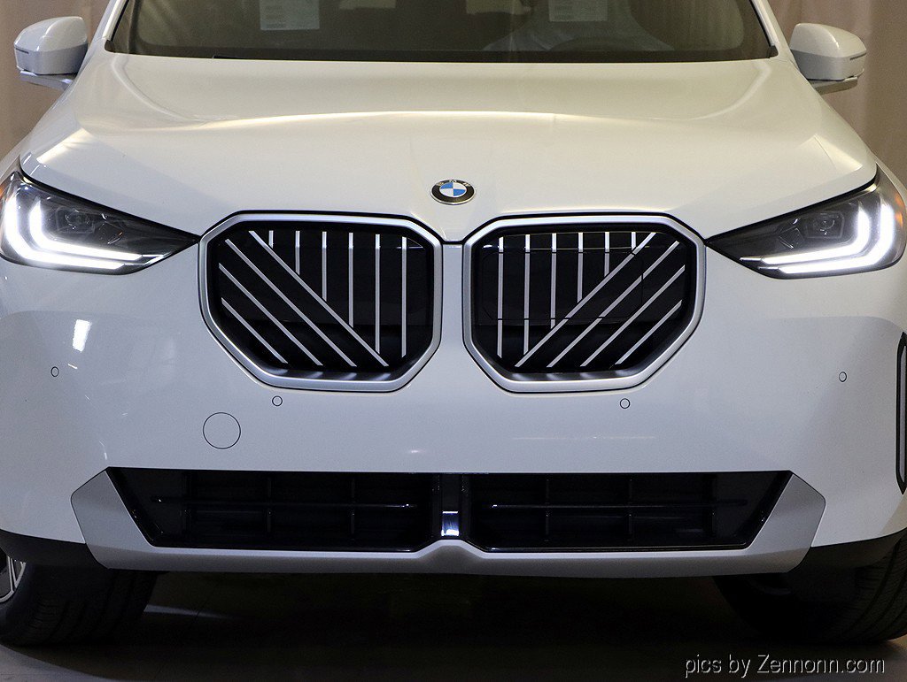 Used 2026 BMW X3 xDrive30i AWD/4WD image 3