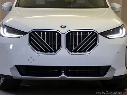 Used 2026 BMW X3 xDrive30 image 3