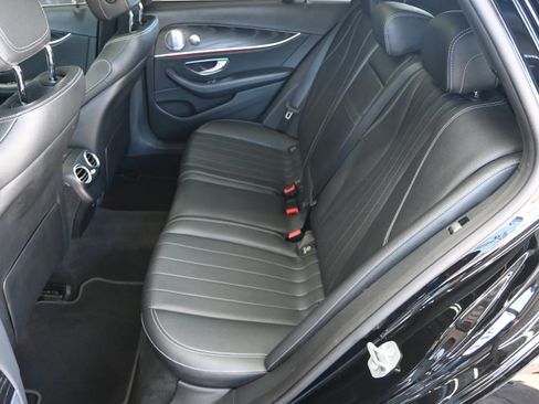 Used 2017 Mercedes-Benz E 400 4MATIC Wagon image 26