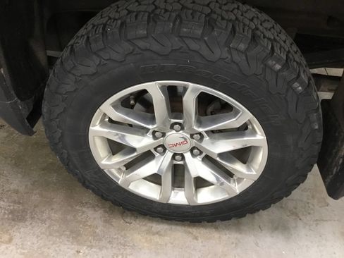 Used 2020 GMC Sierra 1500 SLT w/ SLT Premium Package AWD/4WD image 8