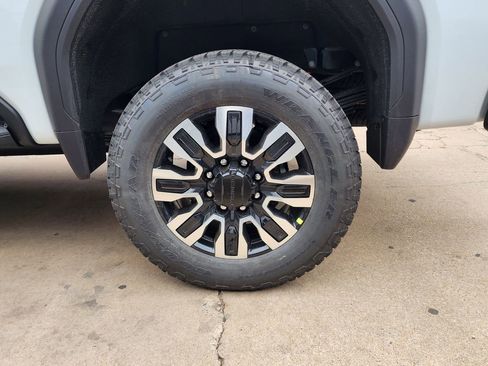 New 2026 GMC Sierra 2500 Denali Ultimate image 57