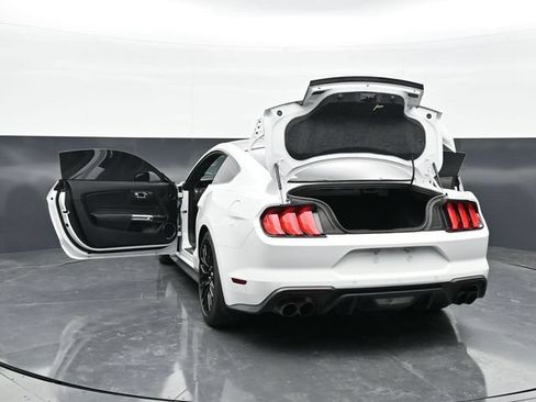Used 2018 Ford Mustang GT Premium w/ Equipment Group 401A RWD image 35