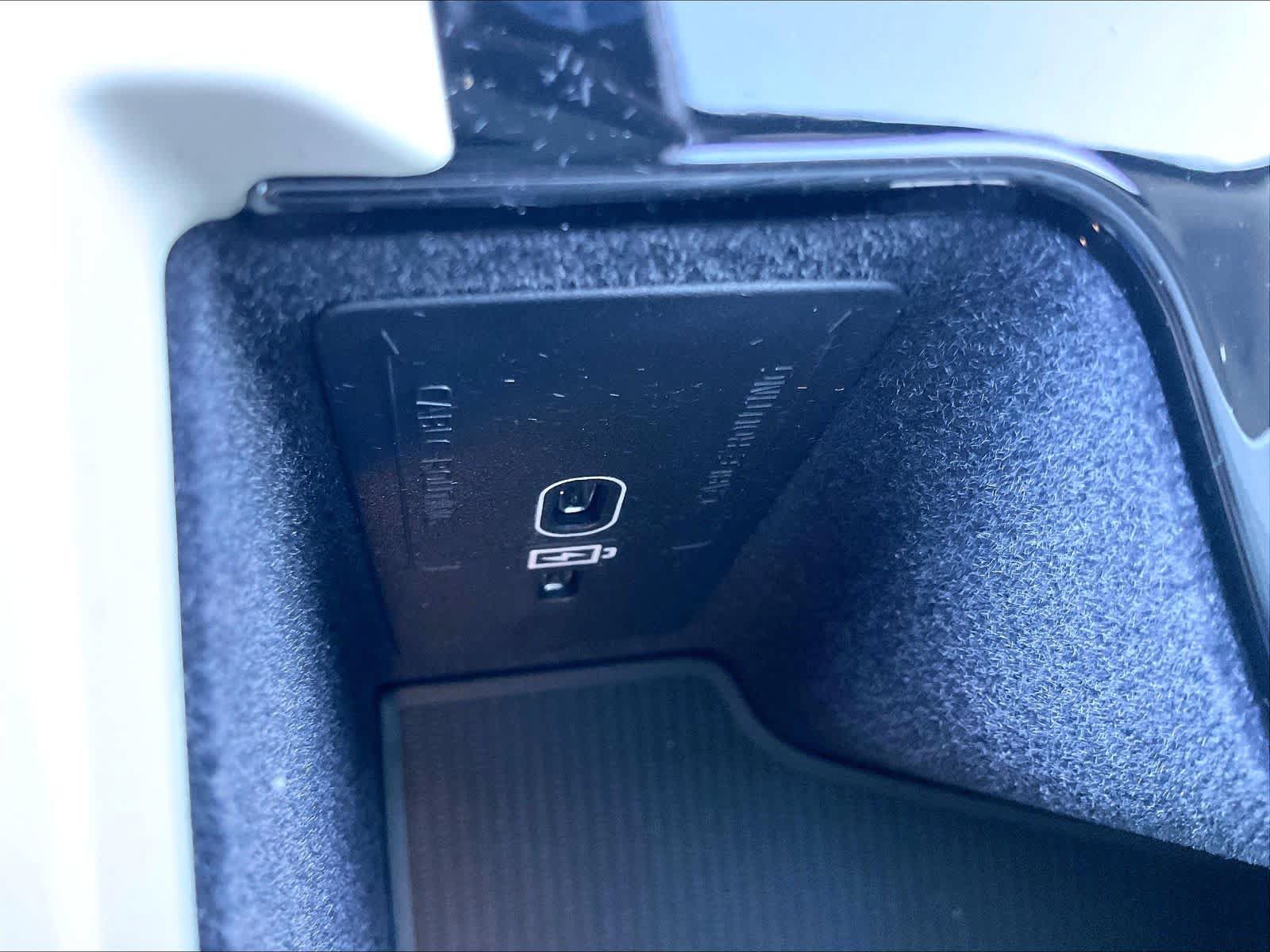 New 2027 Volvo XC60 T8 Ultra AWD/4WD image 23