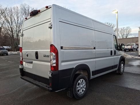 New 2026 RAM ProMaster 1500 w/ Quick Order Package 22G SLT FWD image 4
