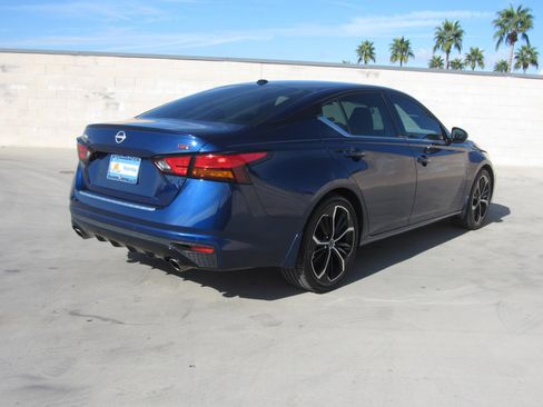 Used 2023 Nissan Altima 2.5 SR image 5