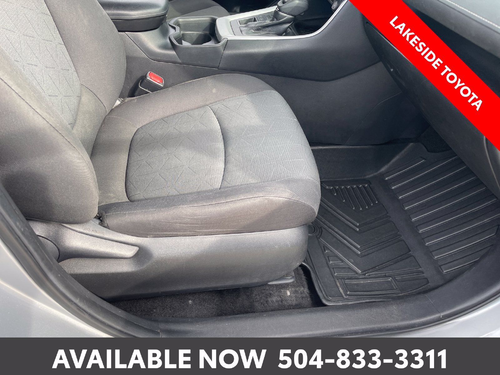 Used 2021 Toyota RAV4 XLE AWD/4WD image 16