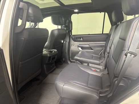 Used 2024 Toyota Sequoia Platinum image 12