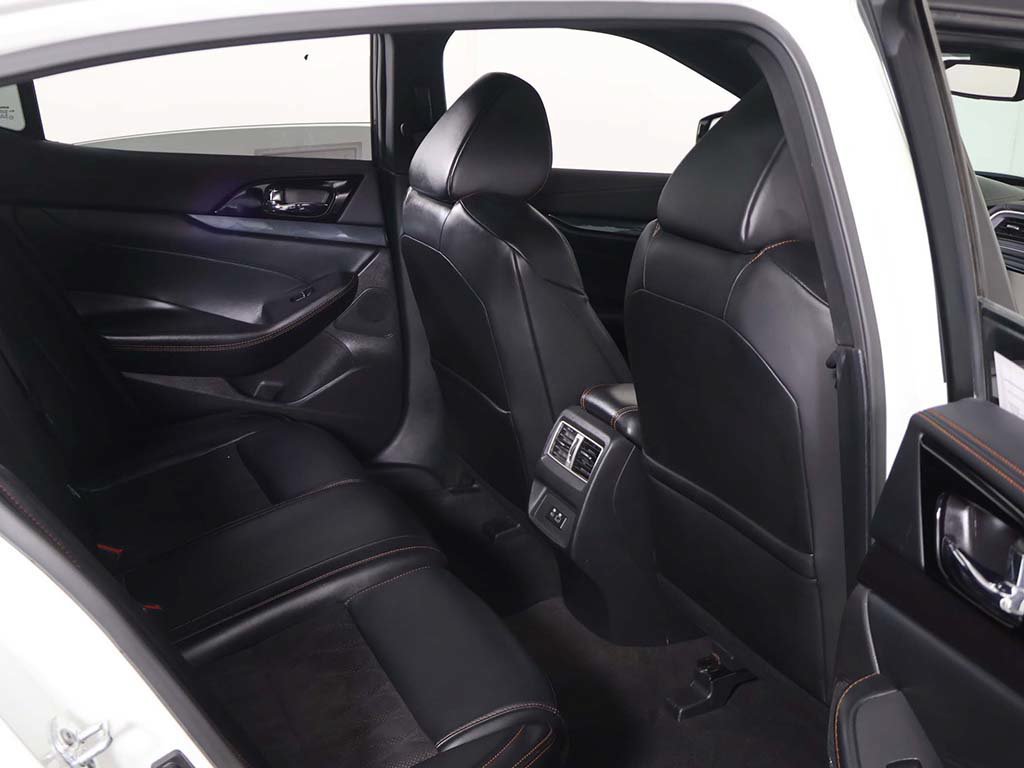 Used 2023 Nissan Maxima SR w/ Sport Mat Group FWD image 32