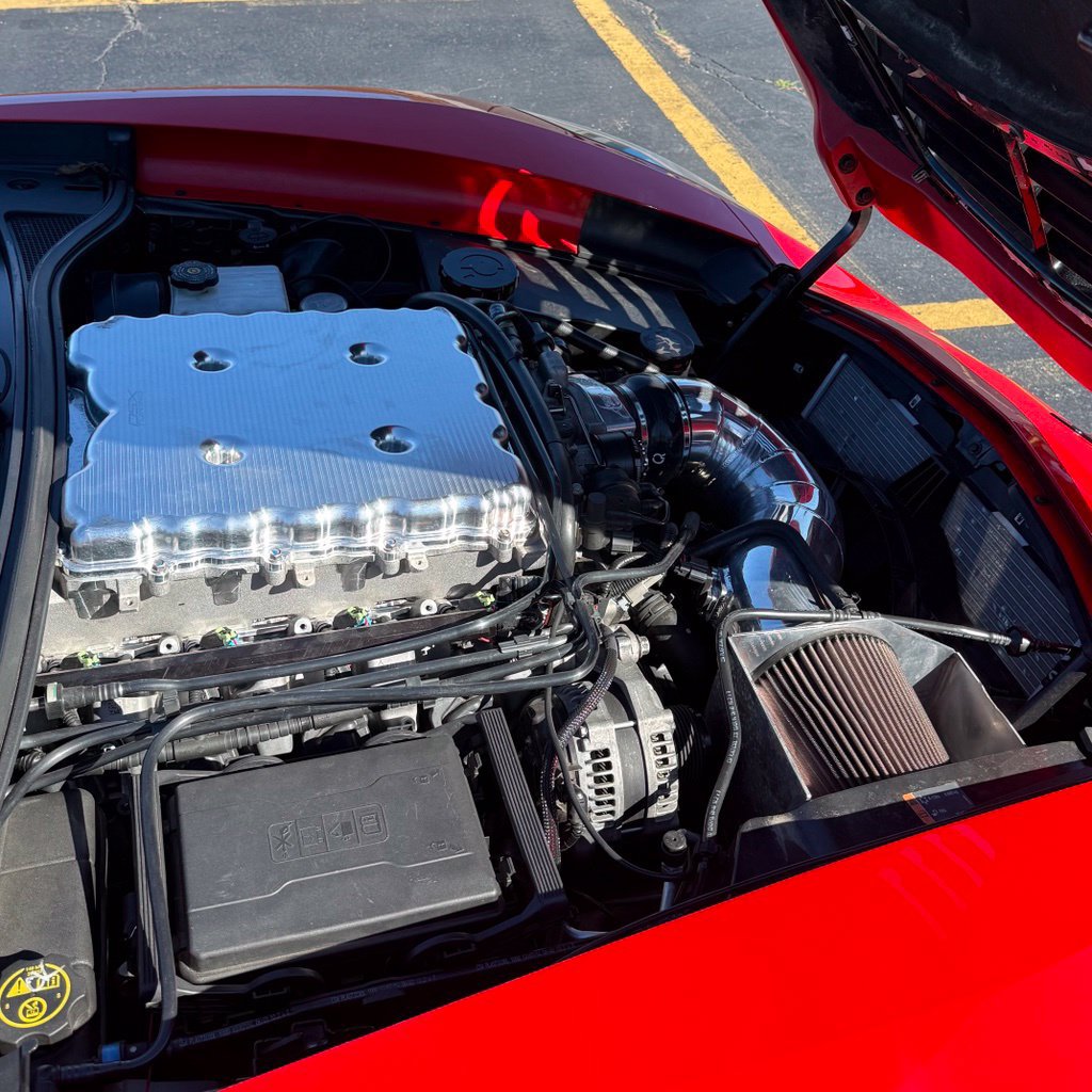 Used 2015 Chevrolet Corvette Z06 w/ 2LZ Preferred Equipment Group RWD image 13
