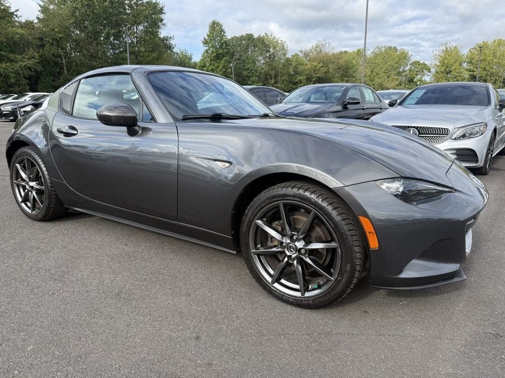 Used 2017 MAZDA MX-5 Miata RF Grand Touring RWD image 2