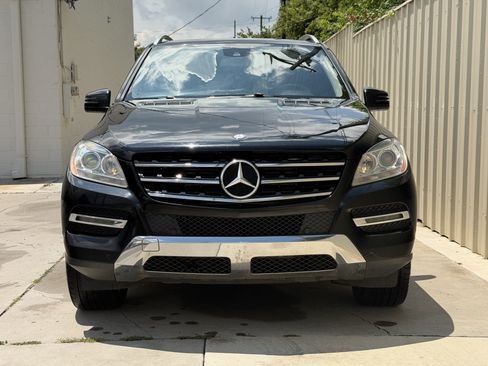 Used 2013 Mercedes-Benz ML 350 BlueTEC 4MATIC image 2