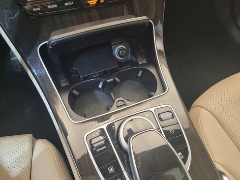Used 2017 Mercedes-Benz GLC 300 4MATIC w/ Premium 1 Package image 26