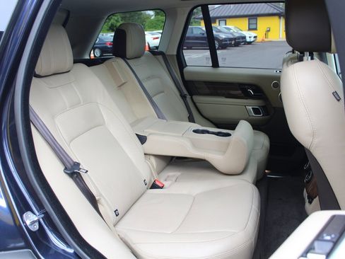 Used 2019 Land Rover Range Rover HSE image 20