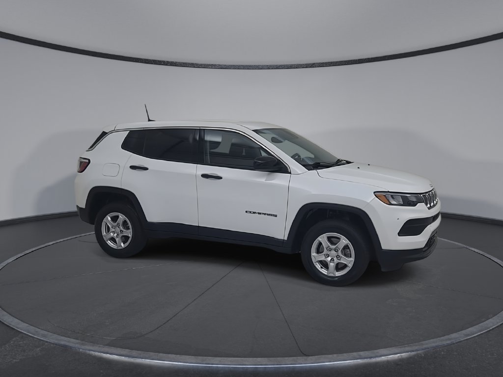 Used 2022 Jeep Compass Sport AWD/4WD image 19