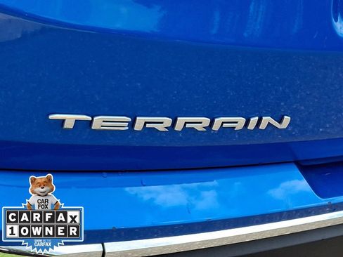 Used 2024 GMC Terrain SLT FWD image 29