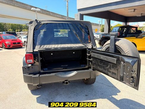 Used 2012 Jeep Wrangler Sport AWD/4WD image 23