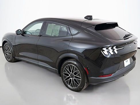 Used 2025 Ford Mustang Mach-E Premium image 11