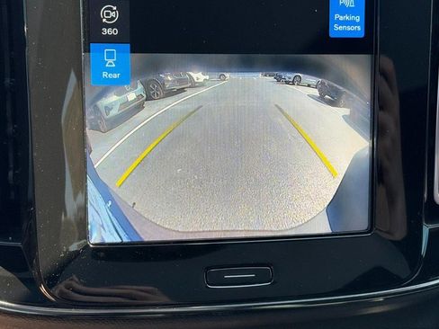 Certified 2023 Volvo C40 P8 Recharge Ultimate image 23